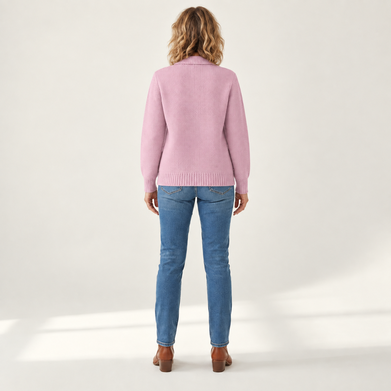 Katrina - Gestructureerd vest met knopen - back view