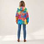 Greta - Jack met kleurrijk kunstpatroon - back view