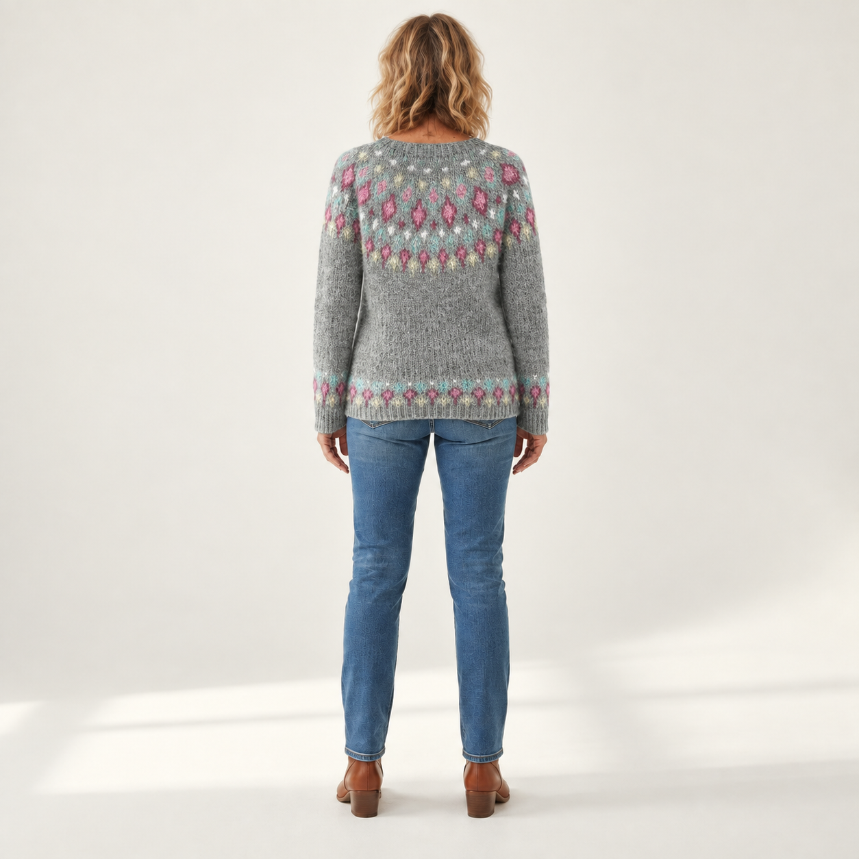 Julia - Vintage trui - back view