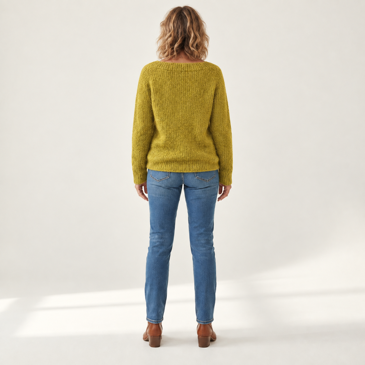 Fiona - Vintage trui - back view