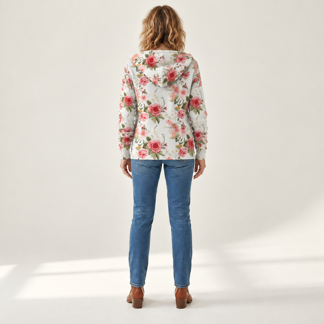 Magdalena - Comfortabele gebreide cardigan met capuchon - back view