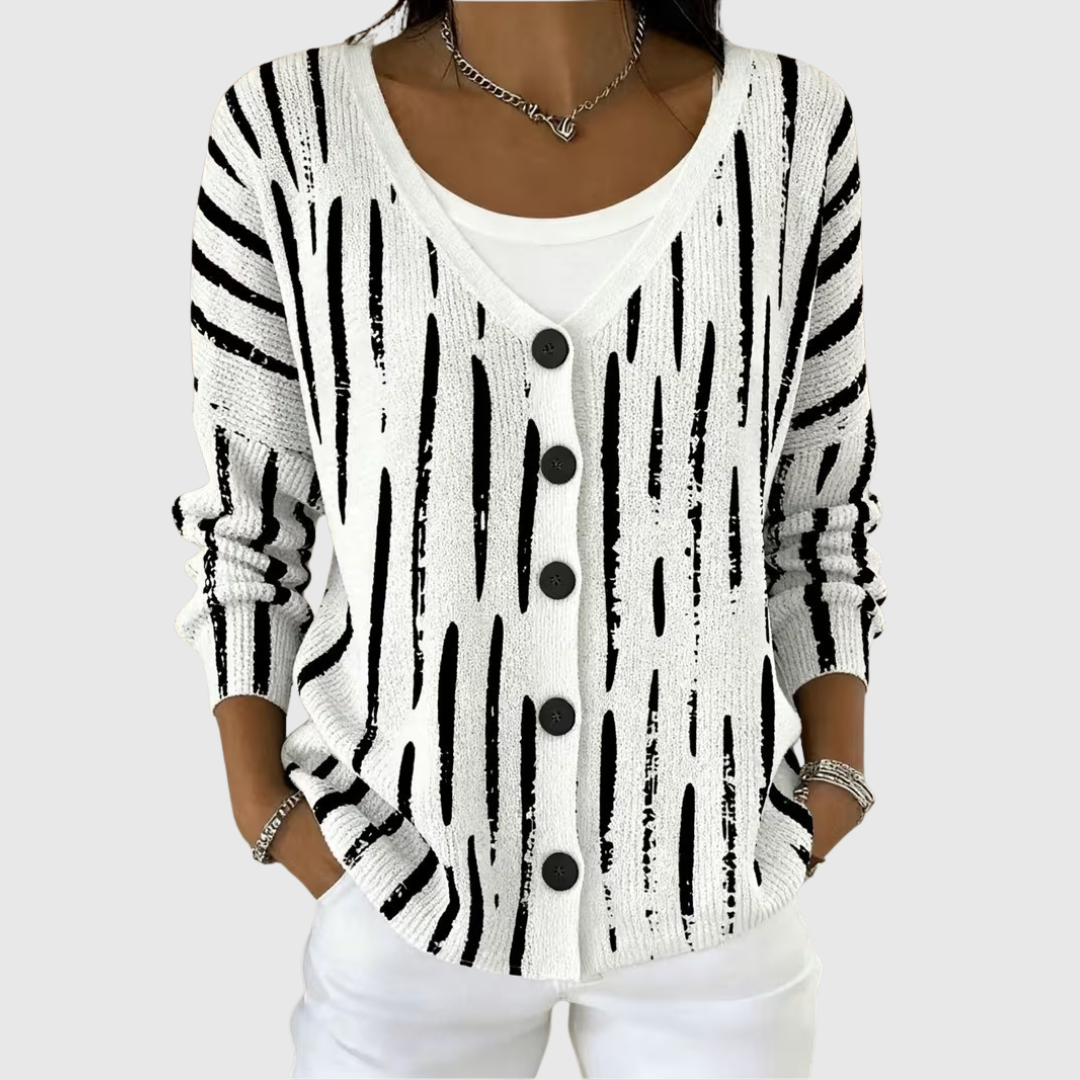Paula - Comfortabele gebreide cardigan met knopen - original product image