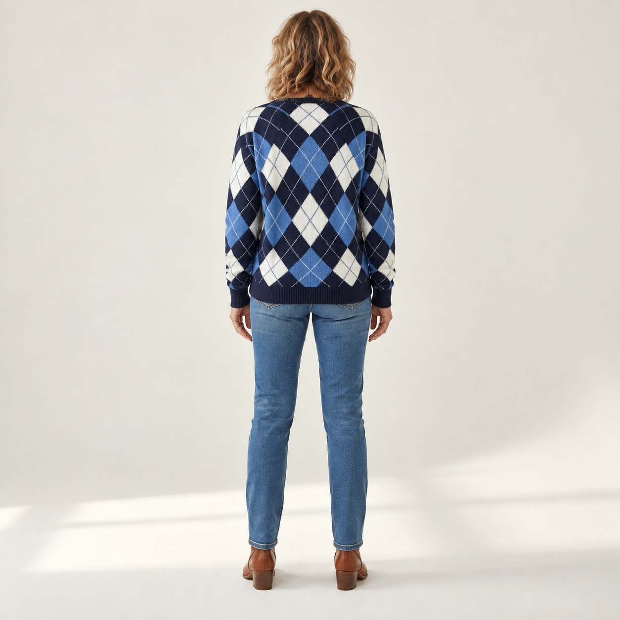Frieda - Comfortabele gebreide cardigan met knopen - back view