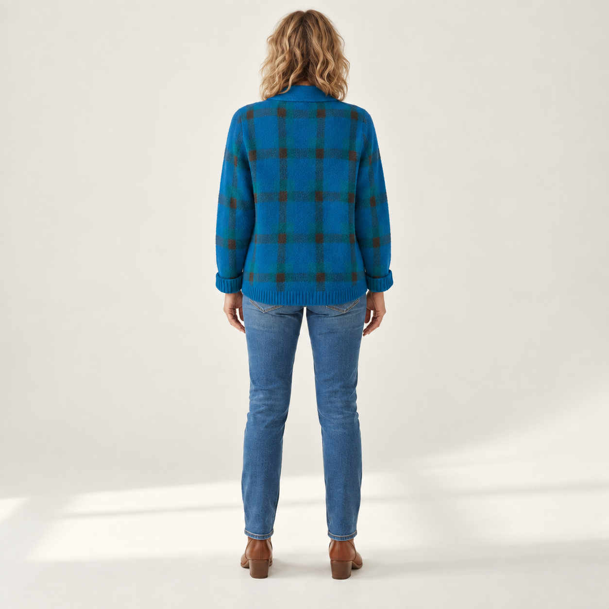 Kelsey - Geborsteld geruit vest - back view