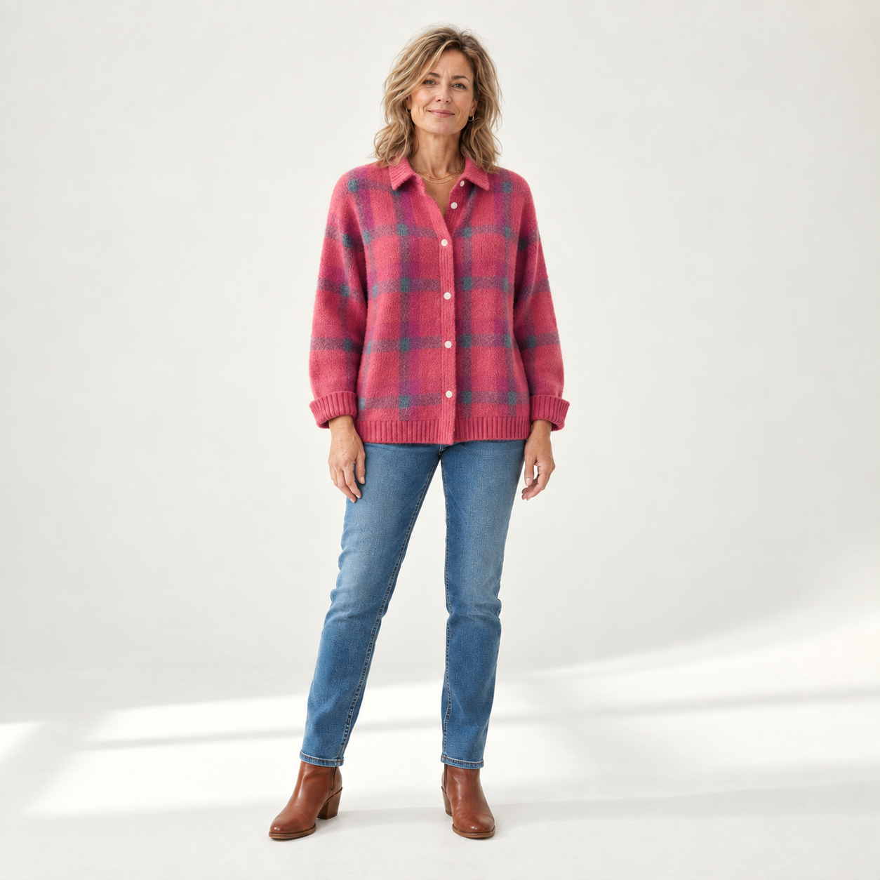 Ashley - Klassiek geruit vest met kraag - front view