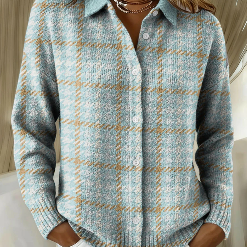 Clara - Hemelsblauw geblokt vest met knopen - original product image