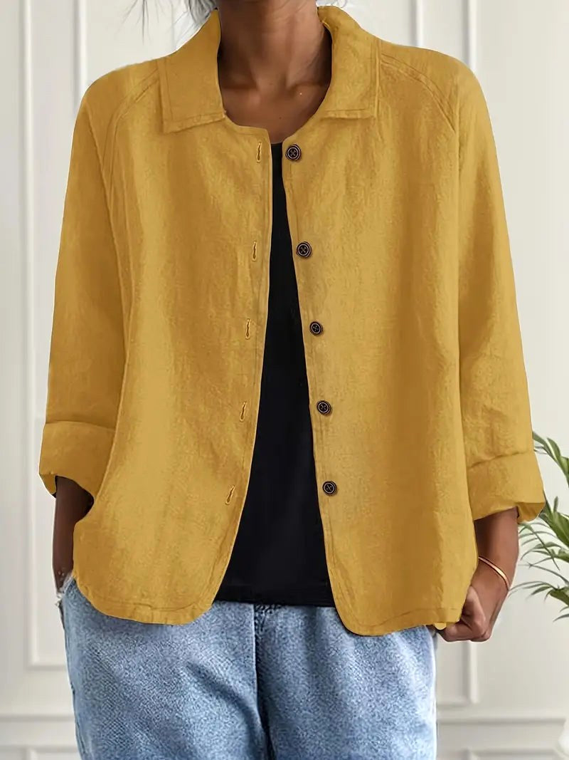 Cora – Relaxed overshirt met knopen aan de voorkant