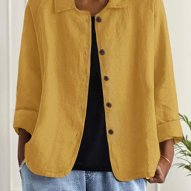 Cora – Relaxed overshirt met knopen aan de voorkant