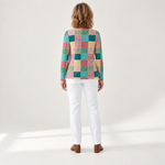 Merel patchworktrui met model - achteraanzicht