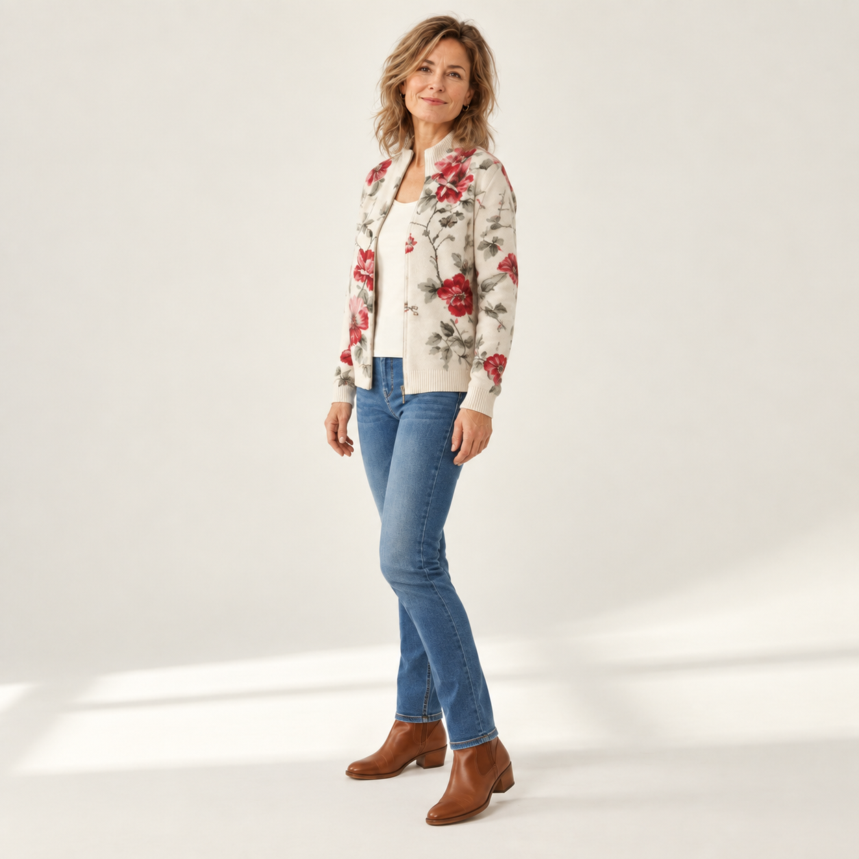 Monika - Vest met vintage rozenpatroon - zijkant
