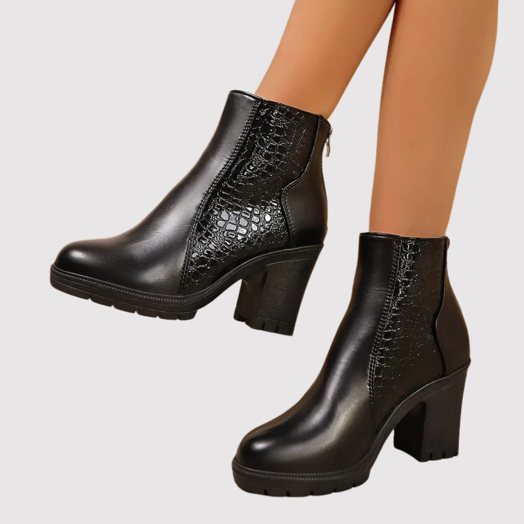 Neeltje - Leren schoenen met blokhak