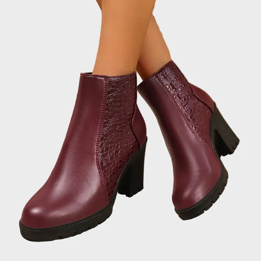 Neeltje - Leren schoenen met blokhak