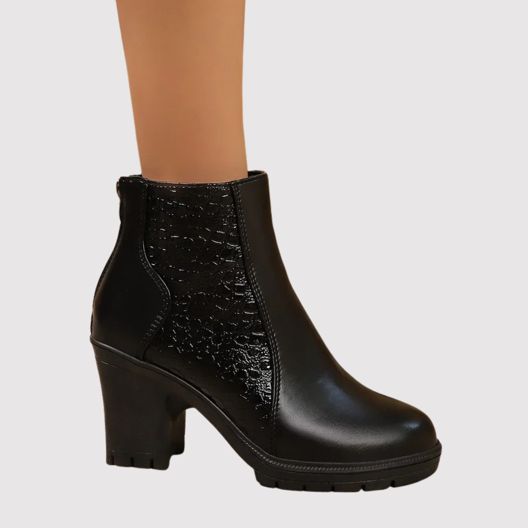 Neeltje - Leren schoenen met blokhak
