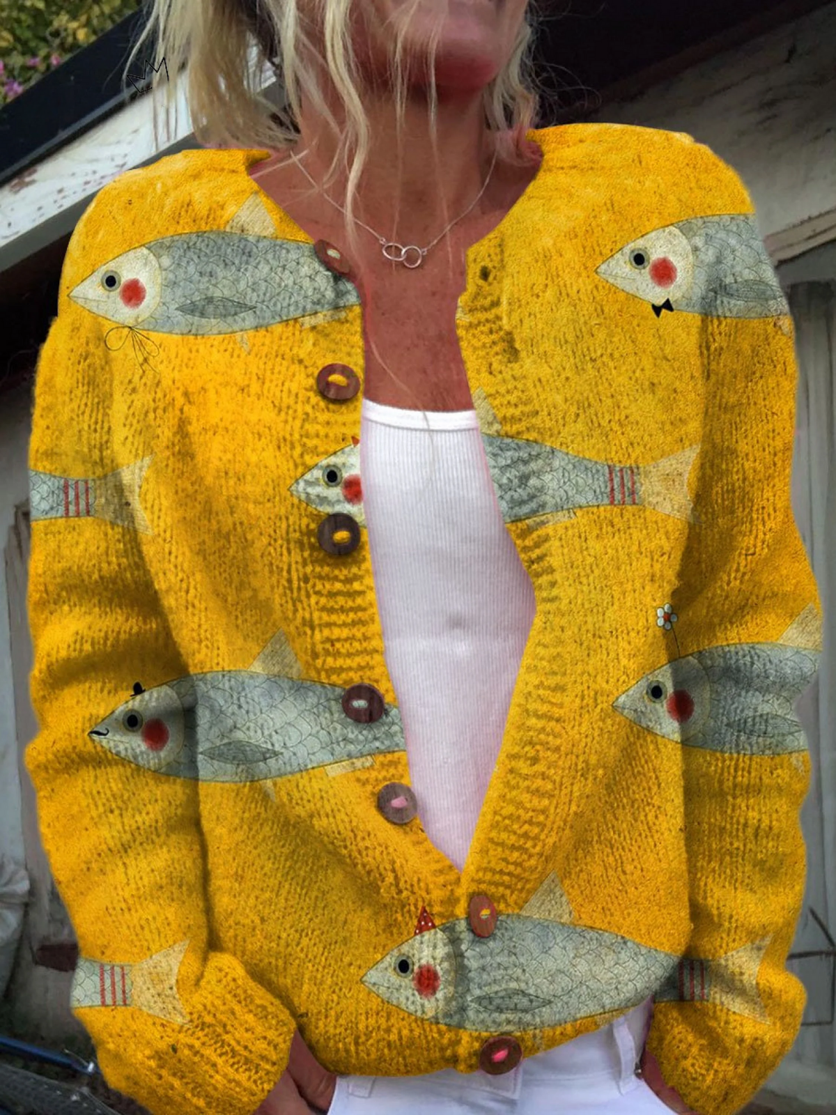 Anke - Geel vest met vismotief