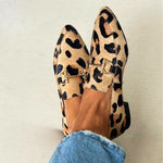 Eloise - Moderne platte schoenen met savanneprint
