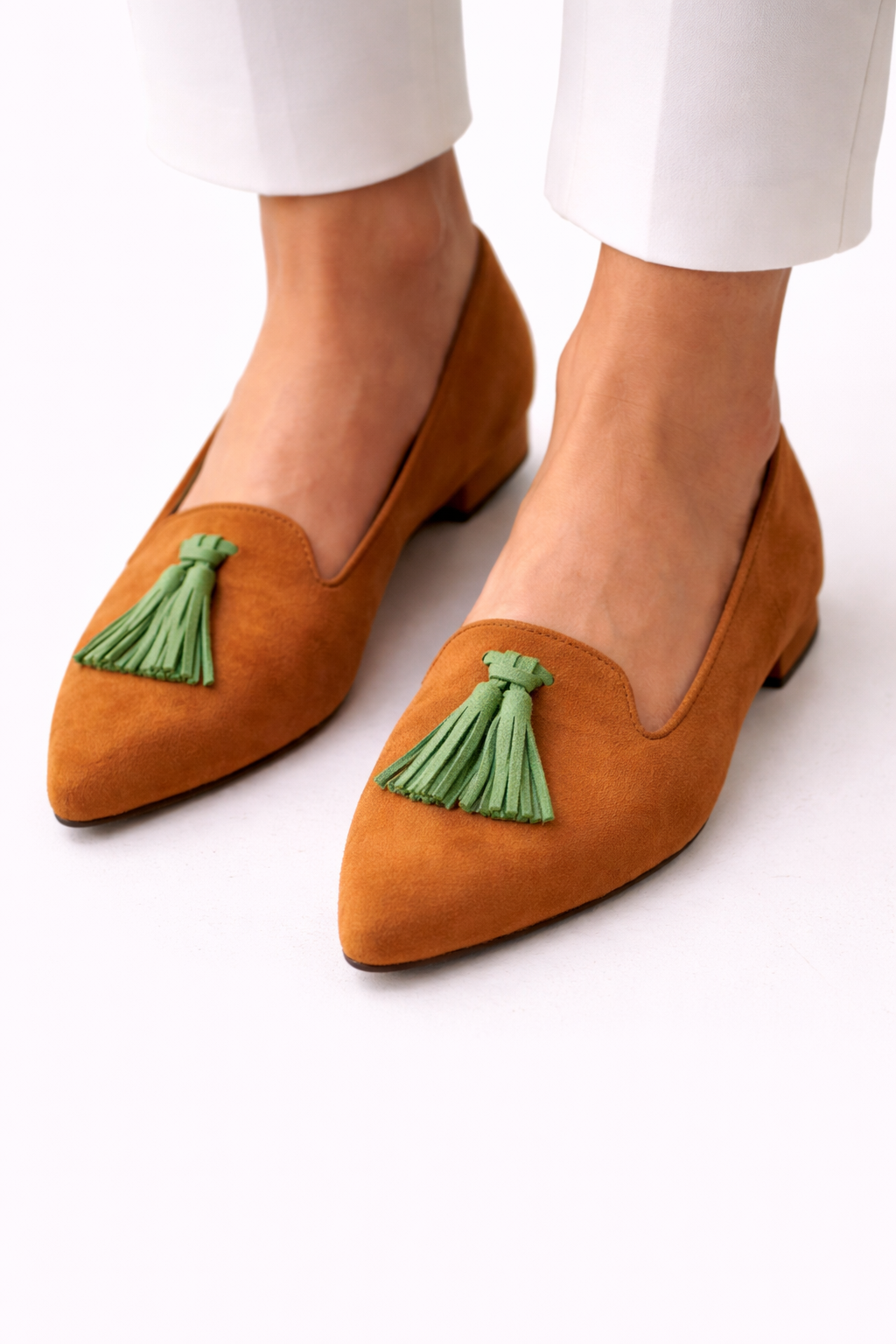Freya - Mocassins met pompon