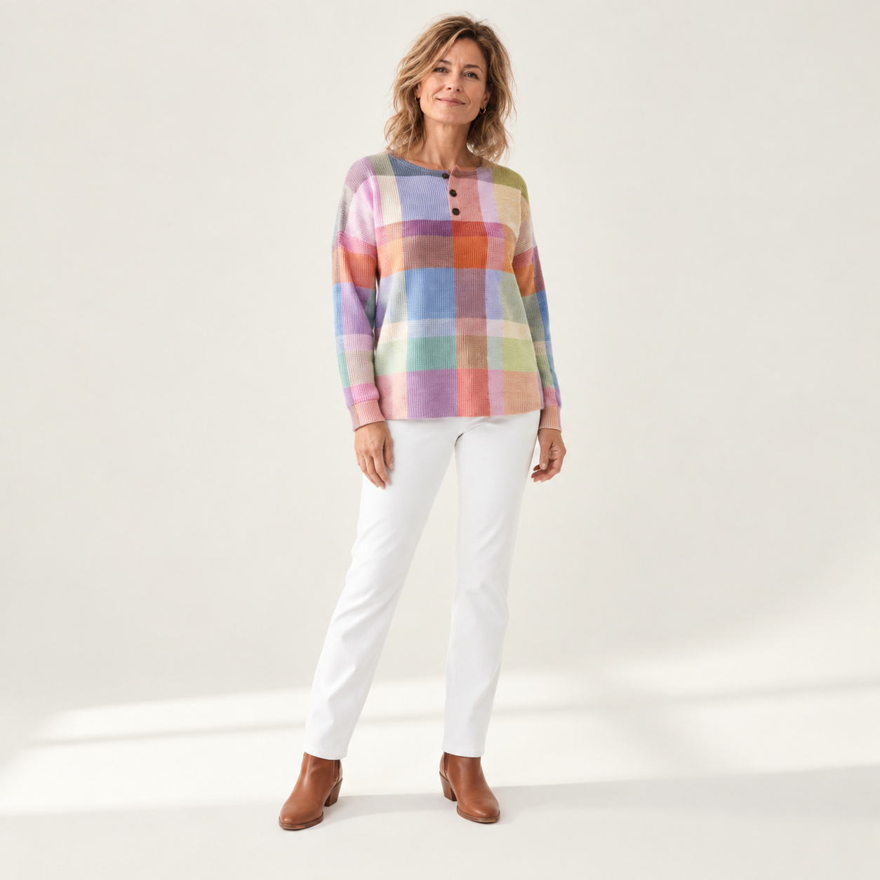 Noor trui met model - vooraanzicht