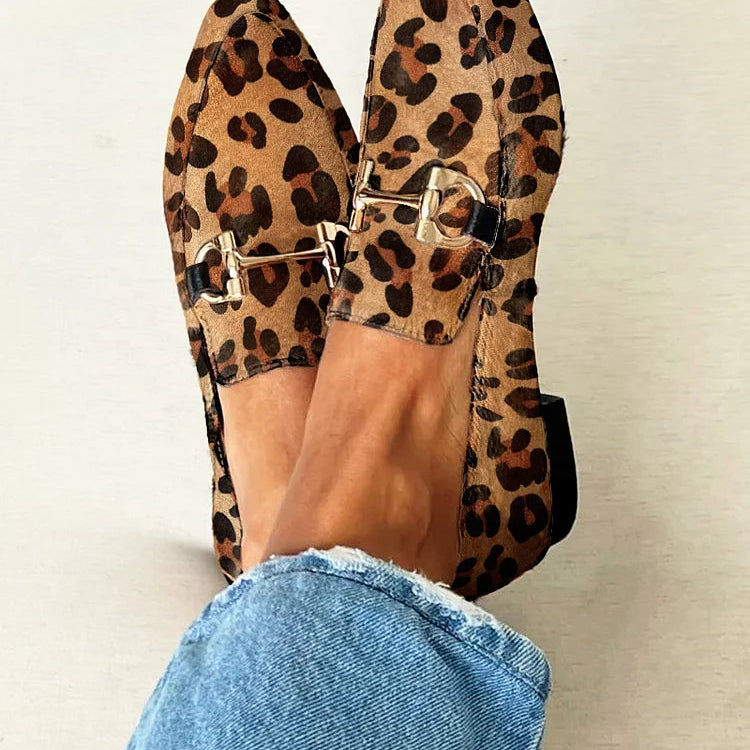 Gia - Elegante mocassins met luipaardprint