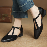 Greta - Klassieke leren schoenen met T-band en gevlochten detail