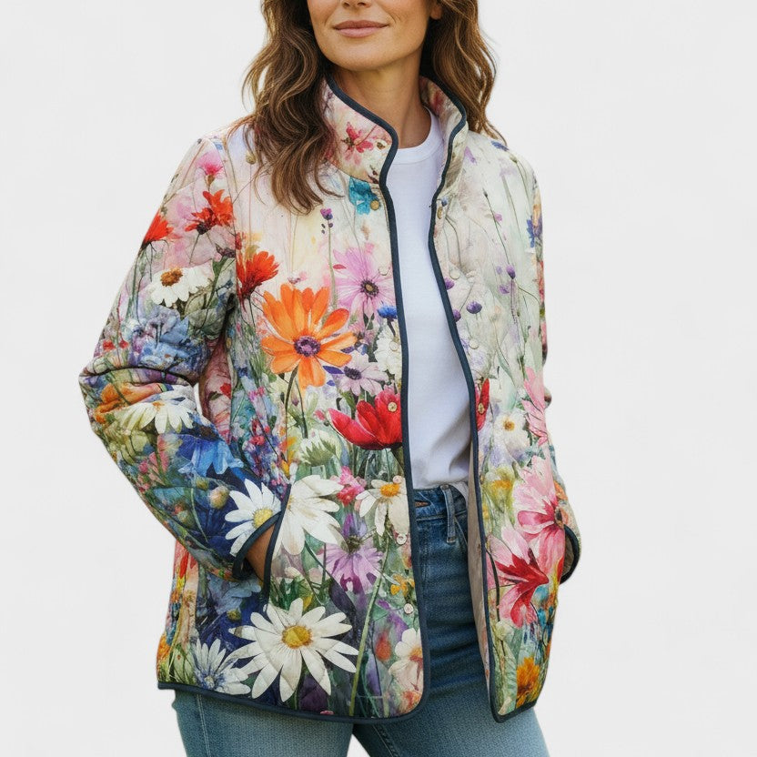 Hedvika - Gewatteerde jas met kleurrijke veldbloemen