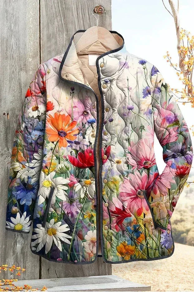 Hedvika - Gewatteerde jas met kleurrijke veldbloemen