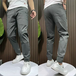 Koen - Stretchy cargo jeans