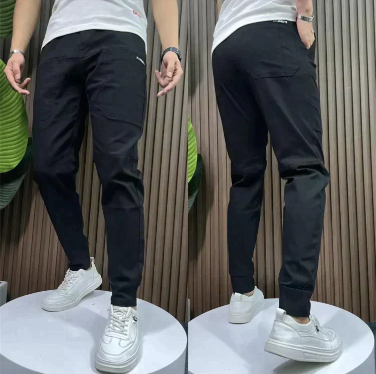 Koen - Stretchy cargo jeans