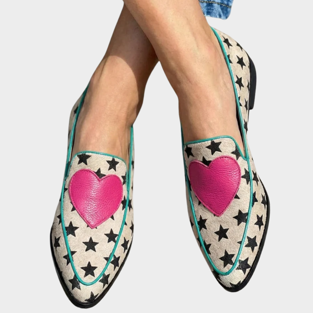 Marisol - Mocassins met speelse hartjes