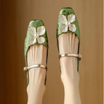 Mathilde - Elegante damesschoenen met bloemdetail