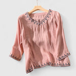 Sanneke - Elegante blouse met V-hals