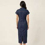 Sascha - Nauwsluitende midi-denimjurk met knopen