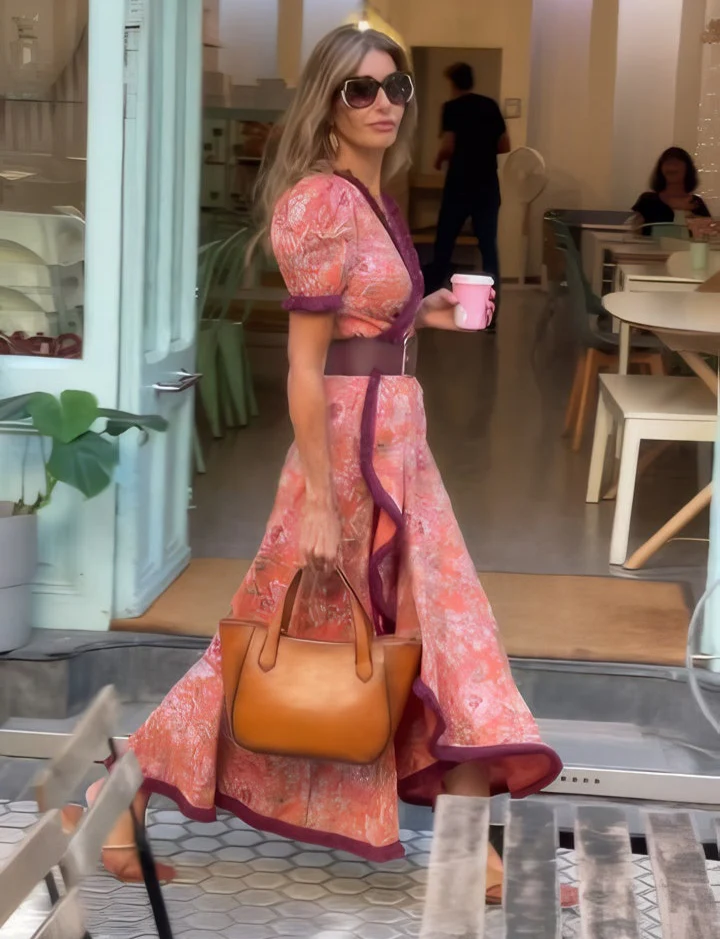 Tessa - Elegante roze maxi jurk met korte mouwen