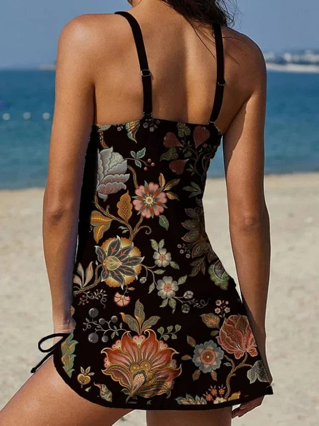 Yasmin - Grafische bloemen tankini met short, effect platte buik