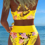 Ylva - Bikini met contrasterend bloemenpatroon en split