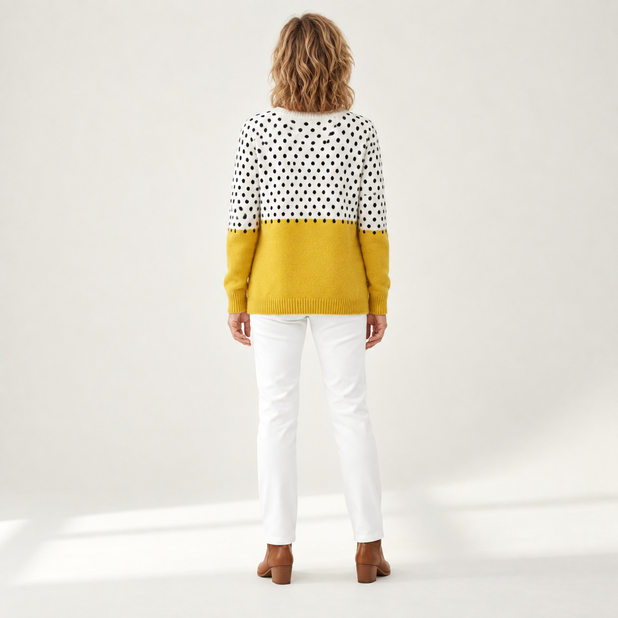Sabrina - Crèmekleurig vest met bloemen - achterkant